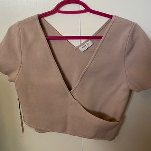Brand new Aritzia shirt